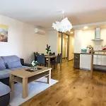 Violetos Lux Apartamentai *