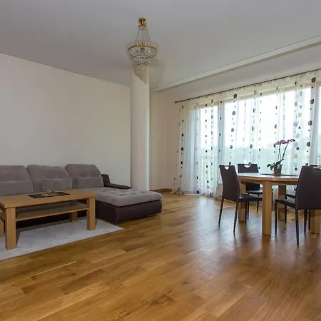 Violetos Lux Apartamentai