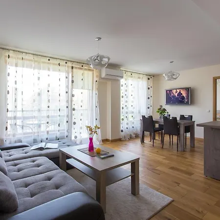 Violetos Lux Apartamentai