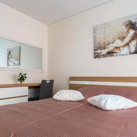 Violetos Lux Apartamentai Apartament